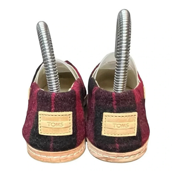 TOMS‎ RED PLAID FELT ON LEATHER ALPARGATA FLAT SLIP-ON SHOES WOMEN'S SIZE 6 - Picture 5 of 11
